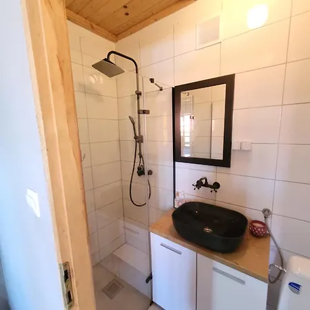 Holiday home Murowany W Dolinie Symsarny *