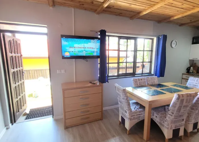 Murowany W Dolinie Symsarny