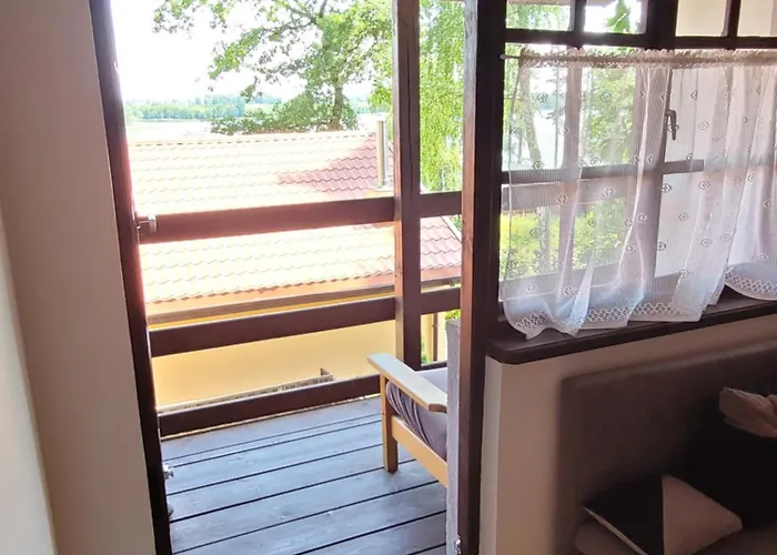 Murowany W Dolinie Symsarny *